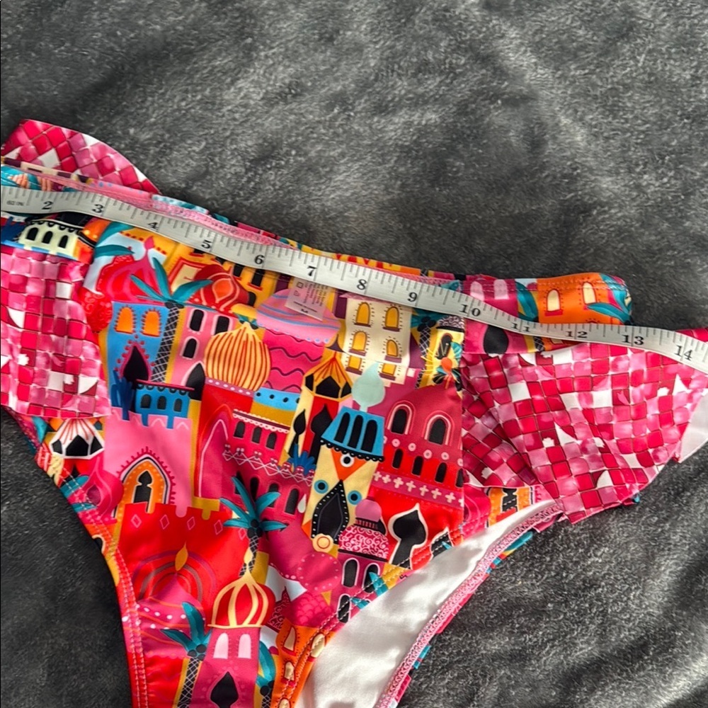 Colorful Patterned Bikini Set - Picture 6 of 9
